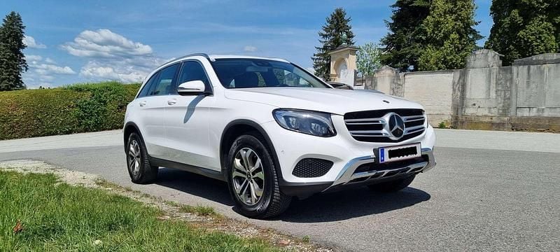 Gebraucht Mercedes GLC250 204 PS (150 kW) 2018 Weiß SUV