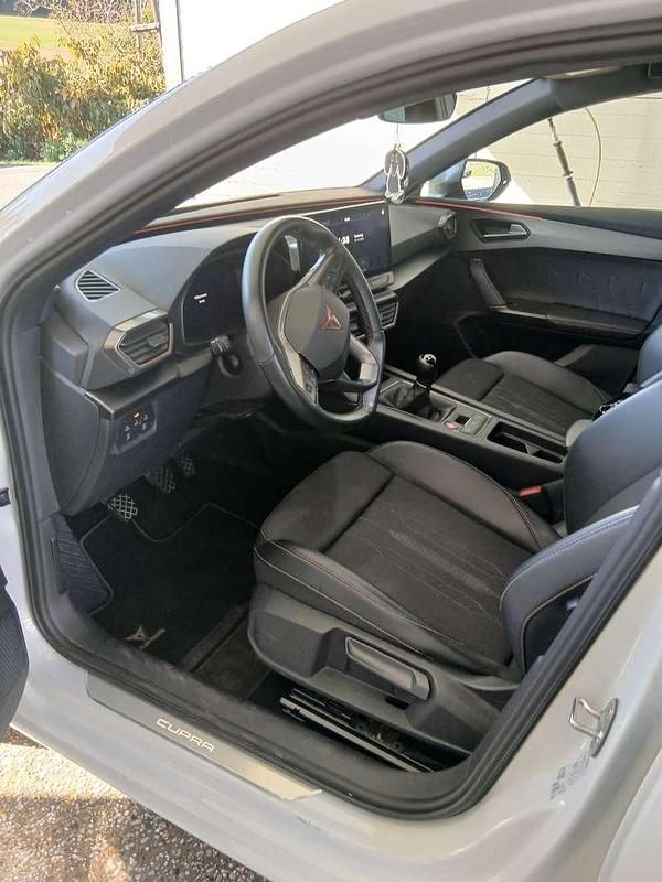Gebraucht Cupra Leon 150 PS (110 kW) 2023 Weiß Kombi