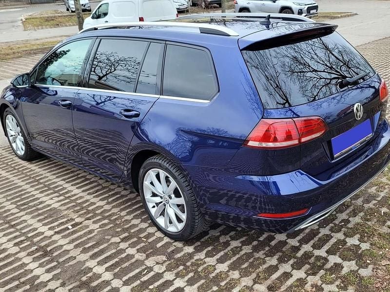 Gebraucht VW Golf VII Highline 150 PS (110 kW) 2019 Blau Kombi