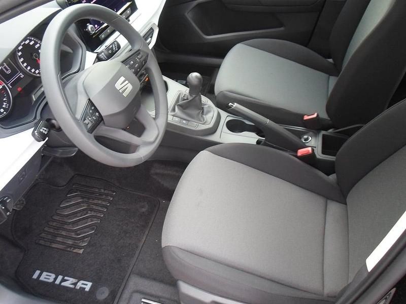 Neu Seat Ibiza Reference 80 PS (58 kW) 2025 Dunkelblau  normal Limousine