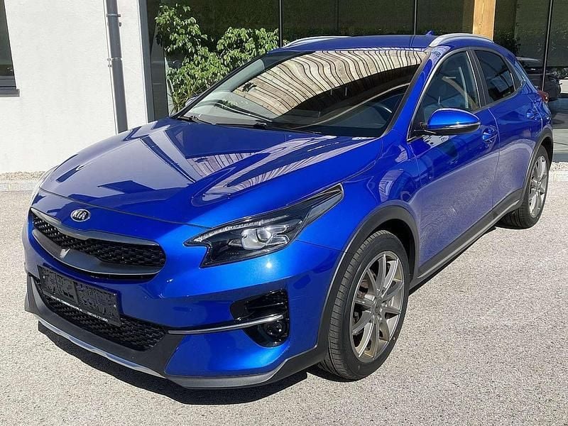 Blau Gebraucht 2022 Kia XCeed Gold SUV | € 18.500 (Fairer Preis) - Bild 1/4