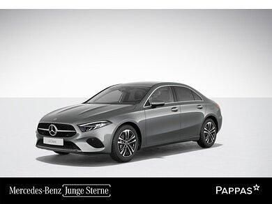 Gebraucht Mercedes A180 Advanced Plus 116 PS (85 kW) 2025 Mountaingrau metallic Limousine