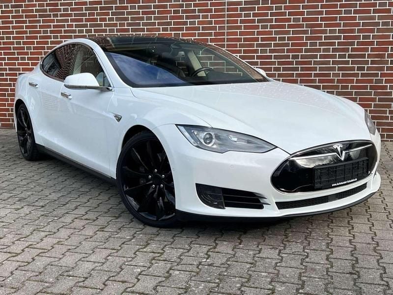 Gebraucht 2015 Tesla Model S Performance Kleinwagen | € 23.999 (Fairer Preis) - Bild 1/4