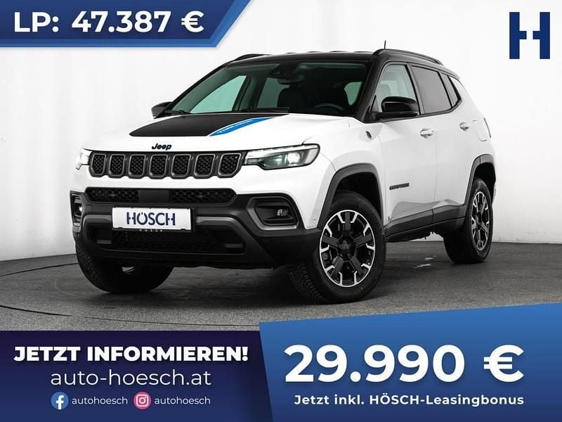 Gebraucht Jeep Compass Trailhawk 241 PS (177 kW) 2024 Weiss SUV
