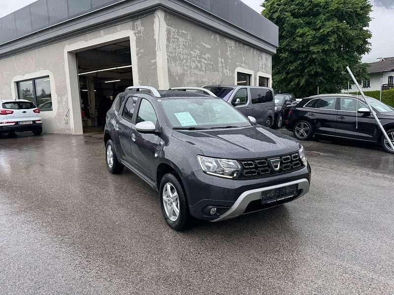 Grau Gebraucht 2018 Dacia Duster Prestige SUV | € 16.500 (Fairer Preis) - Bild 1/4