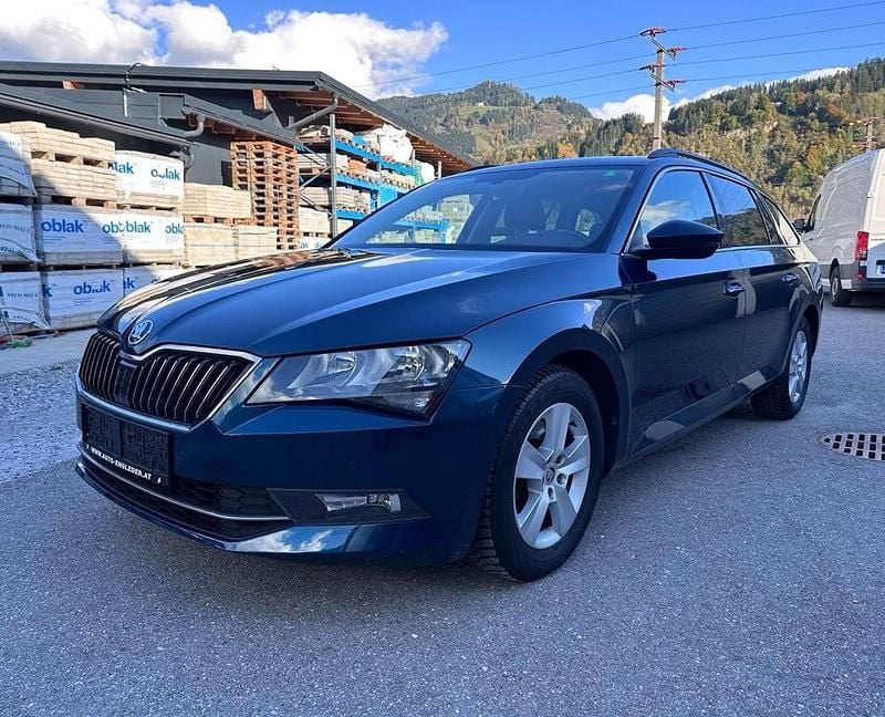 Blau Gebraucht 2016 Skoda Superb Style Kombi | € 11.390 (Guter Preis) - Bild 1/4