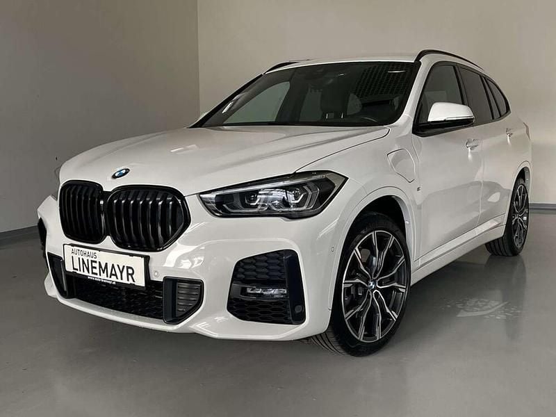 Gebraucht BMW X1 M Sport 220 PS (161 kW) 2021 Weiß SUV