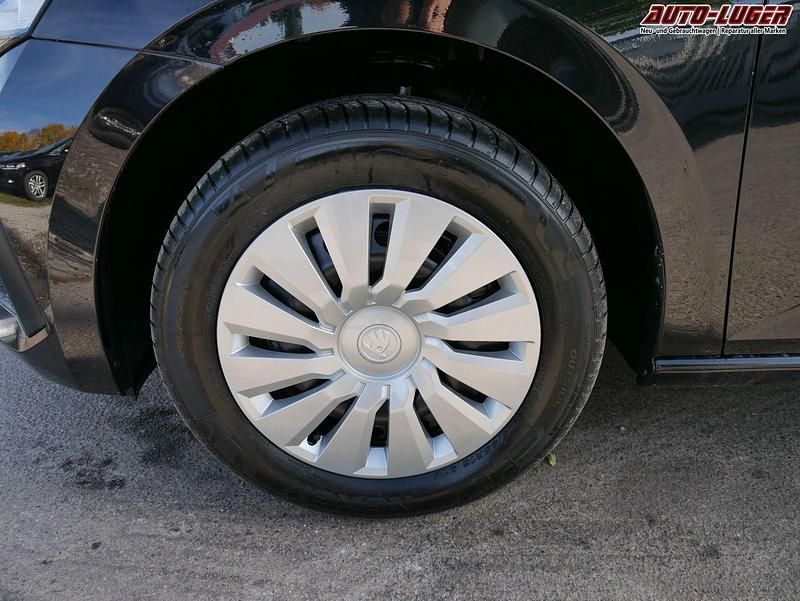 Neu Skoda Scala Selection 150 PS (110 kW) 2025 Blackmagic perleffekt Kleinwagen