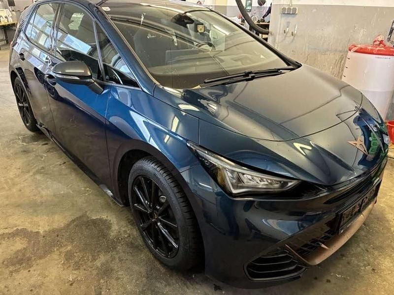 Gebraucht Cupra Born 150 kW (204 PS) 2023 Blau Kleinwagen