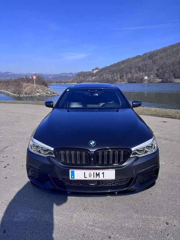 Gebraucht BMW 520 M Sport 190 PS (139 kW) 2017 Grau Limousine