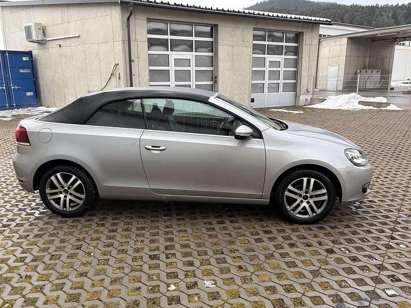 Gebraucht VW Golf 105 PS (77 kW) 2011 Grau Cabrio
