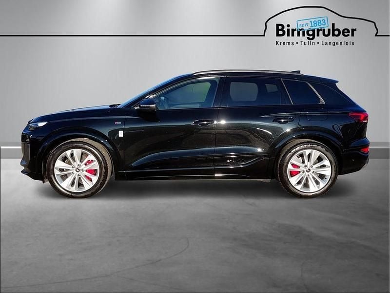 Gebraucht Audi Q6 e-tron Ambiente 284 kW (387 PS) 2025 Schwarz  metallicperleffektno SUV
