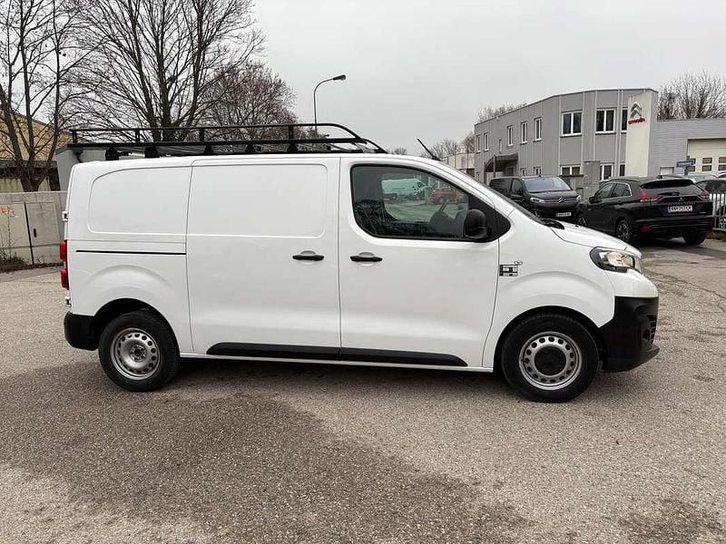 Gebraucht Peugeot Expert Premium 122 PS (89 kW) 2021 Weiß Van