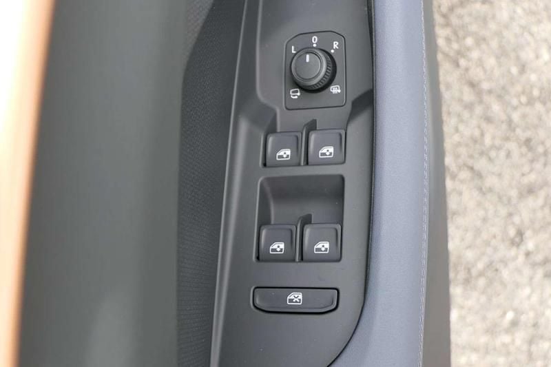 Neu Cupra Terramar 150 PS (110 kW) 2025 Weiss  metallic SUV