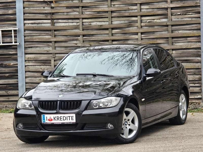 Schwarz Gebraucht 2004 BMW 318 Limousine | € 5.000 (Fairer Preis) - Bild 1/4