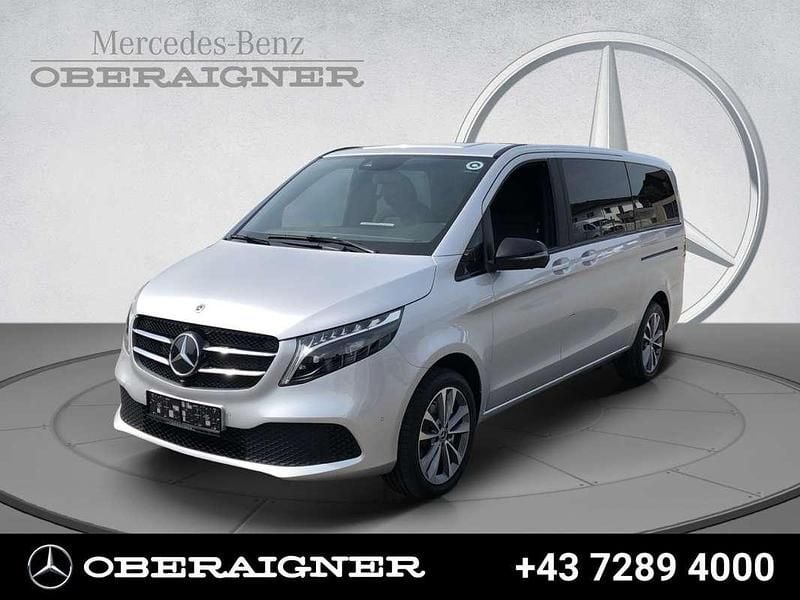 Gebraucht Mercedes V250 Avantgarde 190 PS (139 kW) 2023 Silber Van / Kleinbus