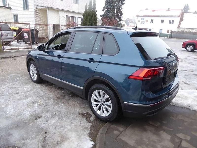 Gebraucht VW Tiguan 150 PS (110 kW) 2021 Blau SUV