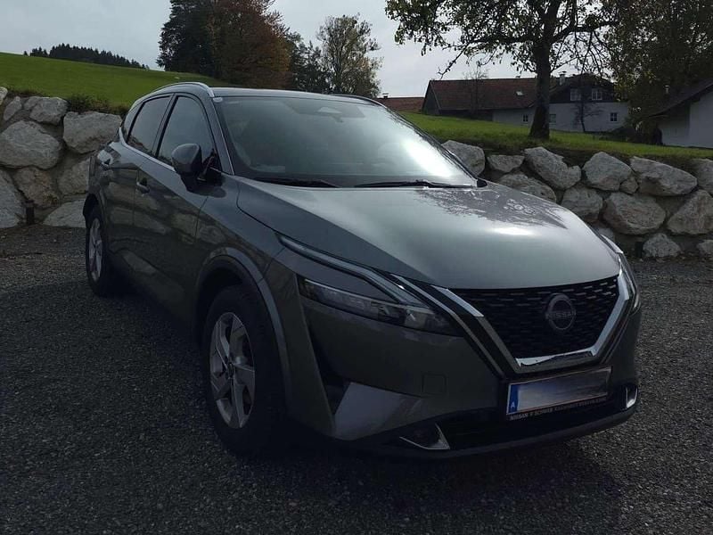 Grau Gebraucht 2022 Nissan Qashqai Tekna SUV | € 28.990 (Fairer Preis) - Bild 1/4