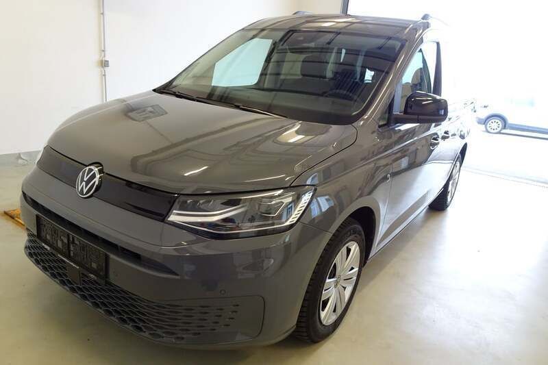 Mittelgrau normal Gebraucht 2024 VW Caddy Family Van / Kleinbus | € 34.900 (Teuer) - Bild 1/4