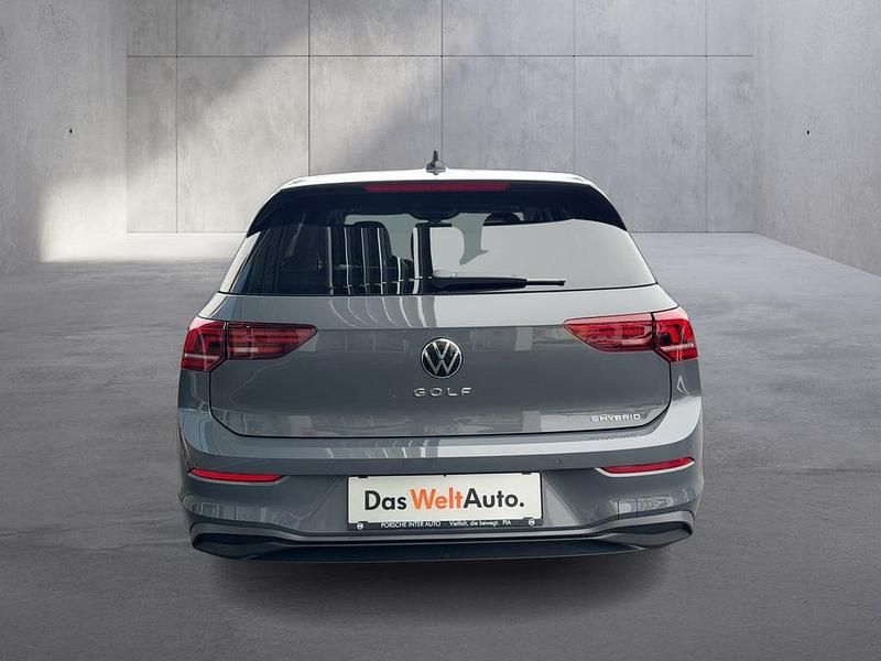 Neu VW Golf VIII 204 PS (150 kW) 2026 Mittelgrau  metallic Limousine