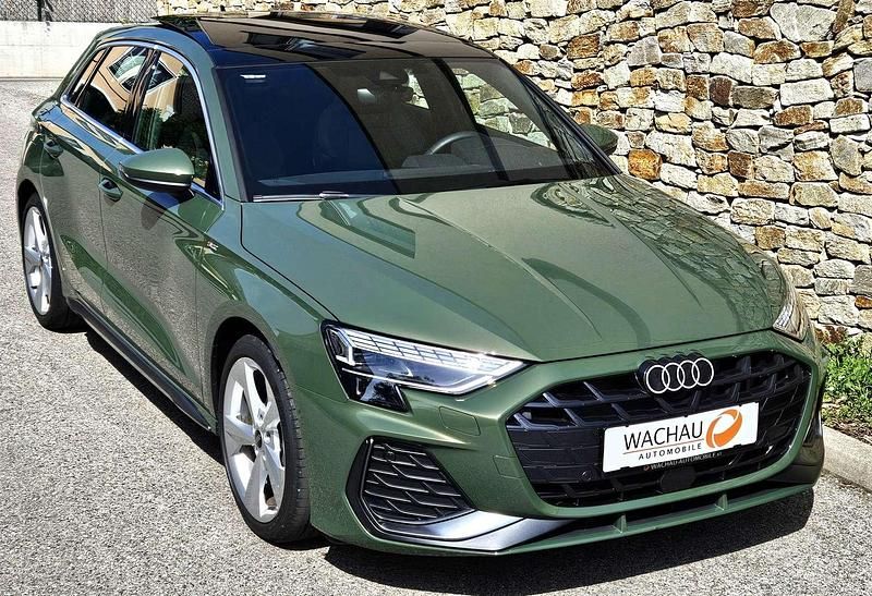 Gebraucht Audi A3 S-Line 150 PS (110 kW) 2024 Grün Kleinwagen