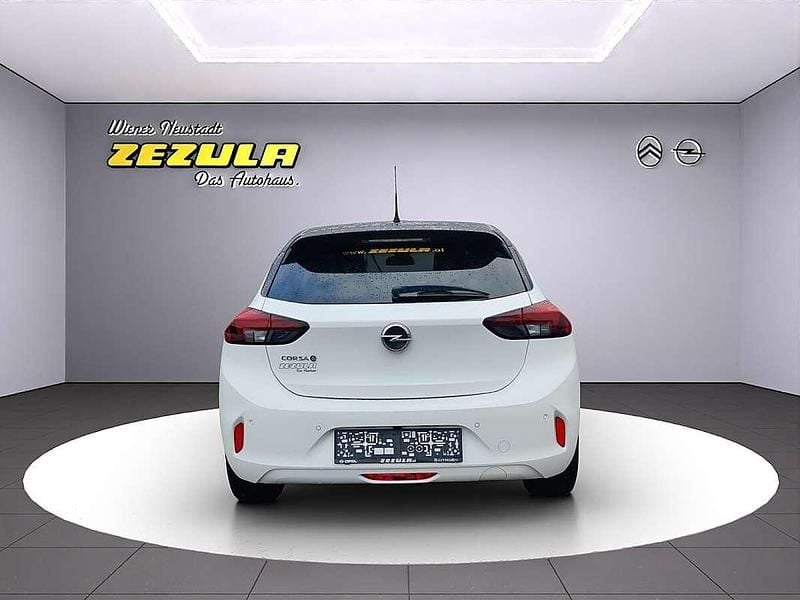 Gebraucht Opel Corsa-e 57 kW (78 PS) 2023 Weiß Kleinwagen