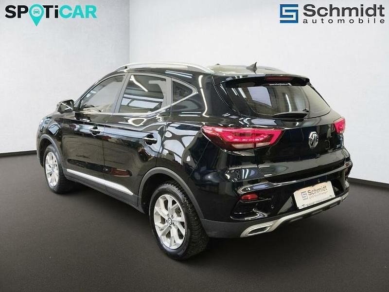 Gebraucht MG ZS Luxury 107 PS (78 kW) 2024 Pebble black SUV