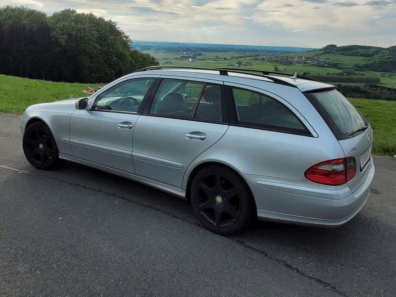 Silber Gebraucht 2006 Mercedes E280 Kombi | € 5.500 - Bild 1/4