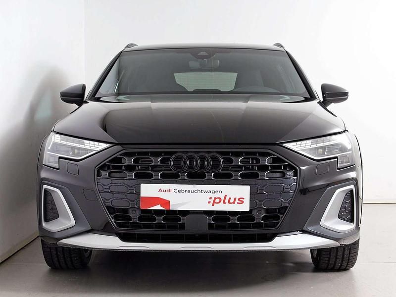 Gebraucht Audi A3 Ambiente 150 PS (110 kW) 2025 Schwarz  metallicperleffektno Limousine