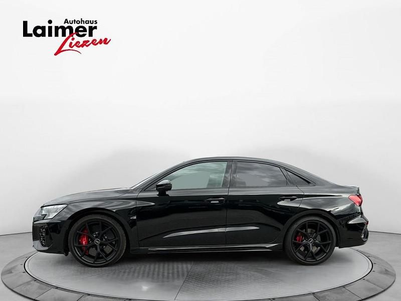 Gebraucht Audi RS3 400 PS (294 kW) 2024 Schwarz  metallicperleffektno Limousine
