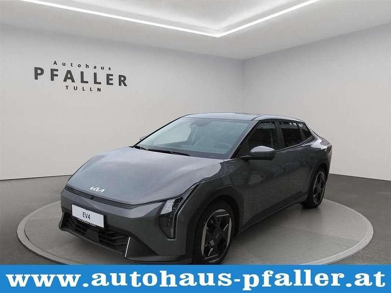 Gebraucht Kia EV4 Plus 150 kW (204 PS) 2025 Grau Limousine