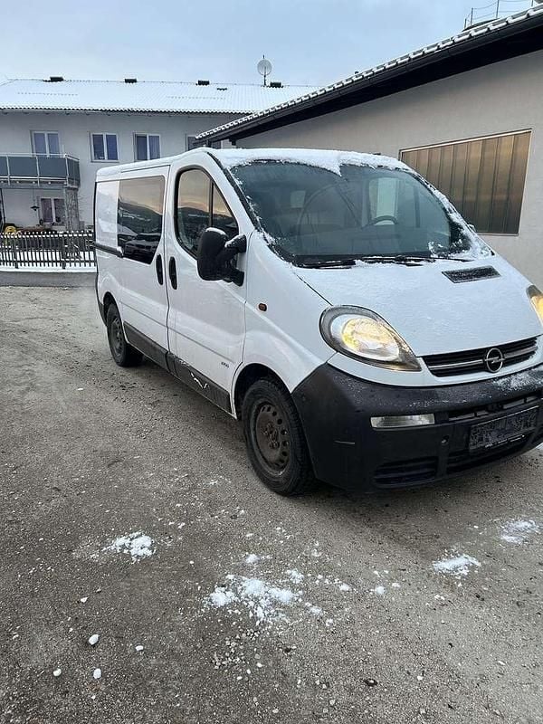 Gebraucht Opel Vivaro 82 PS (60 kW) 2004 Van / Kleinbus