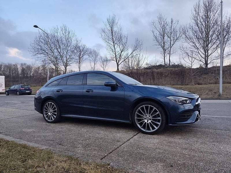 Gebraucht Mercedes CLA250e Shooting Brake AMG 160 PS (117 kW) 2020 Kombi