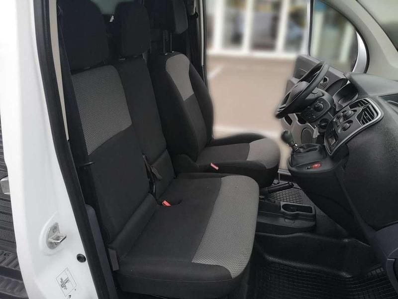 Gebraucht Renault Kangoo 110 PS (80 kW) 2019 Weiß Van / Kleinbus