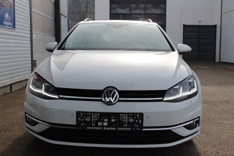 Gebraucht VW Golf VII Highline 150 PS (110 kW) 2019 Kombi