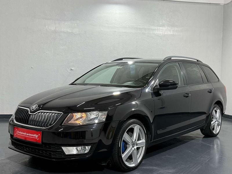 Schwarz Gebraucht 2014 Skoda Octavia Ambition Kombi | € 10.490 (Fairer Preis) - Bild 1/4