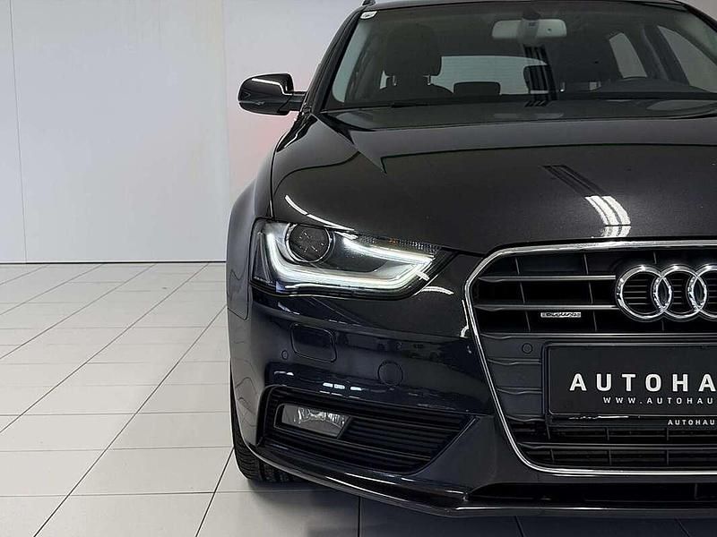 Gebraucht Audi A4 177 PS (130 kW) 2012 Grau Kombi