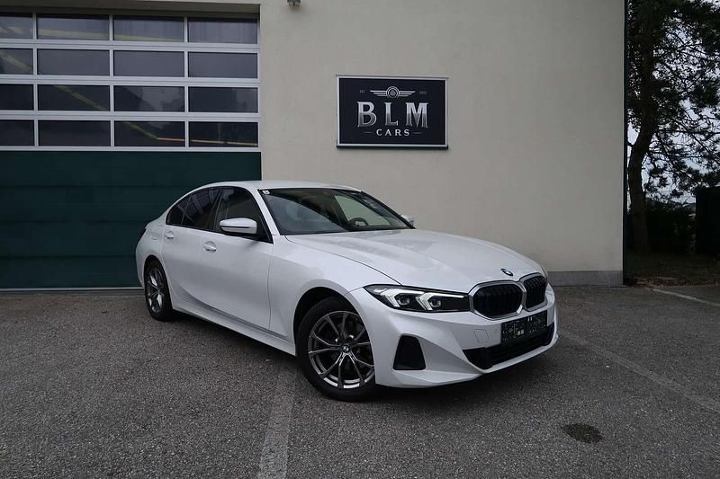 Gebraucht BMW 320 Shadowline 190 PS (139 kW) 2022 Weiß Limousine