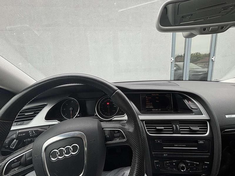 Gebraucht Audi A5 Sportback 136 PS (100 kW) 2011 Grau Kleinwagen