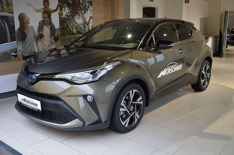 Braun Gebraucht 2022 Toyota C-HR Active SUV | € 25.990 (Fairer Preis) - Bild 1/4