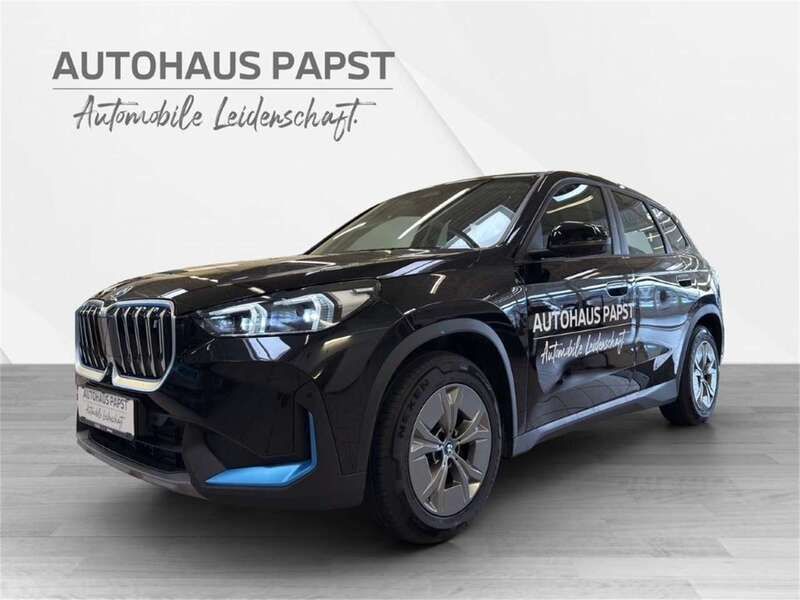 Schwarz Gebraucht 2023 BMW iX1 SUV | € 37.197 - Bild 1/4
