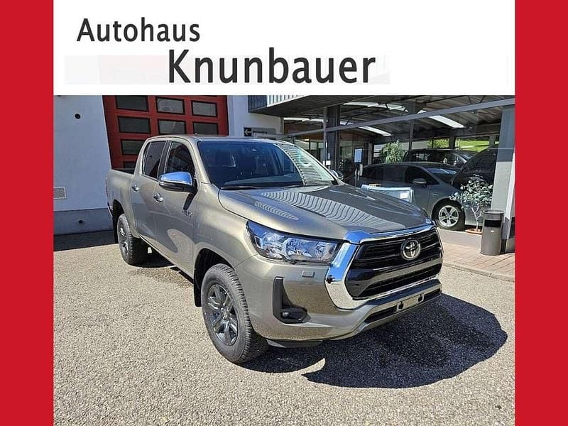 Braun Neu 2025 Toyota HiLux Active Abholung | € 60.600 (Guter Preis) - Bild 1/4