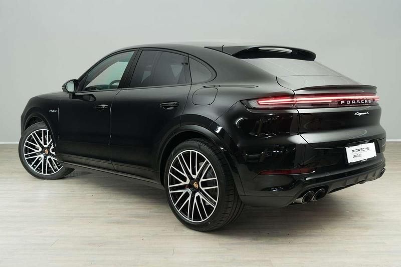 Gebraucht Porsche Cayenne S E-Hybrid 519 PS (381 kW) 2025 Schwarz  normal SUV