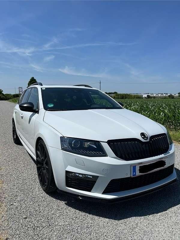 Weiß Gebraucht 2016 Skoda Octavia RS Kombi | € 14.000 (Guter Preis) - Bild 1/4