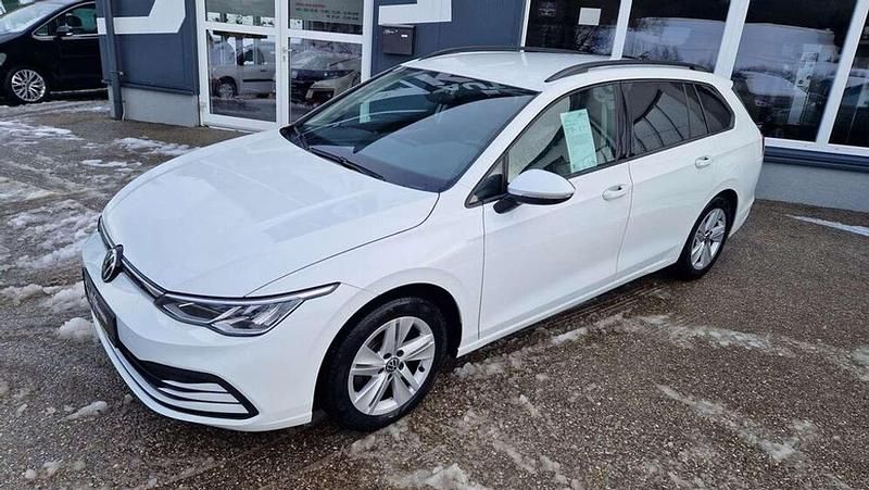 Gebraucht VW Golf VIII Life 116 PS (85 kW) 2022 Weiß Kombi