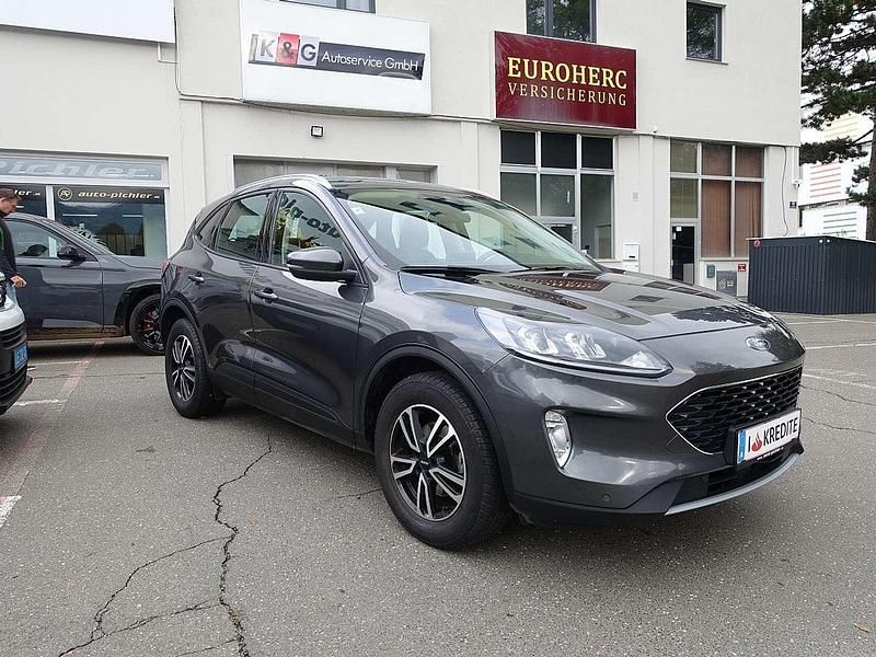 Gebraucht Ford Kuga Trend 120 PS (88 kW) 2021 Grau SUV