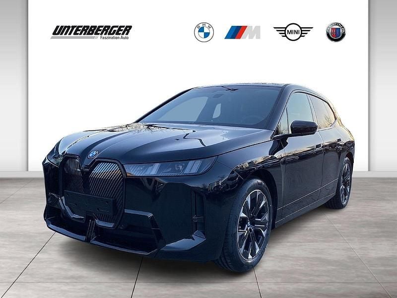 Neu BMW iX M Sport 300 kW (408 PS) 2025 Schwarz SUV