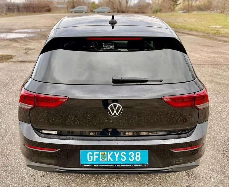 Gebraucht VW Golf Business 116 PS (85 kW) 2023 Schwarz Limousine