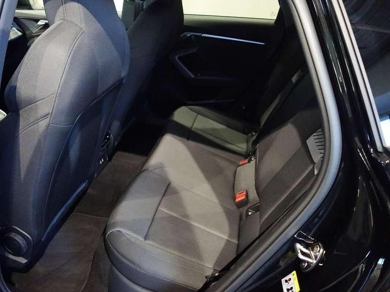 Gebraucht Audi A3 Advanced 116 PS (85 kW) 2025 Schwarz Kleinwagen