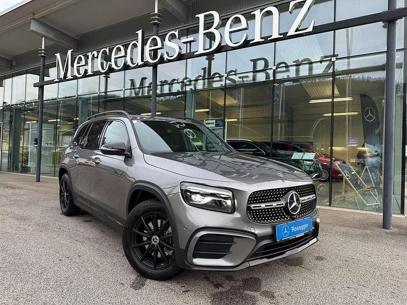 Grau Gebraucht 2025 Mercedes GLB200 AMG line SUV | € 53.900 (Etwas zu teuer) - Bild 1/4